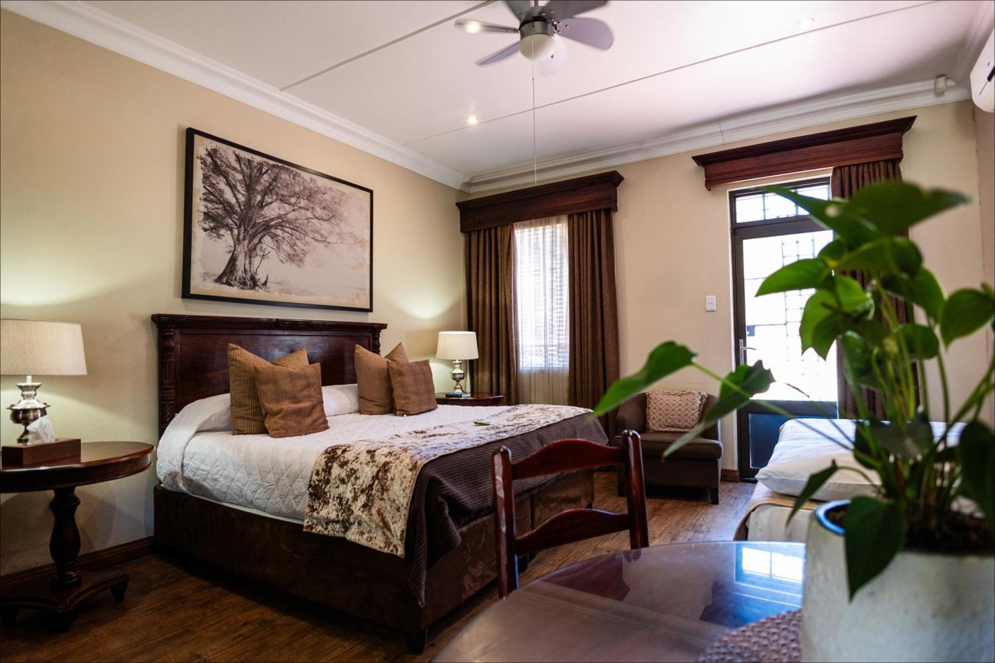 Scott'S Manor Guesthouse Function And Conference Venue Lichtenburg エクステリア 写真