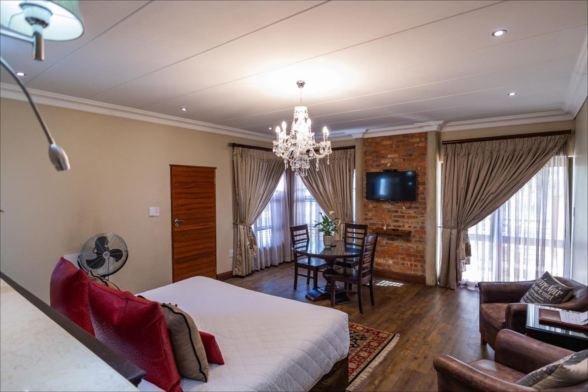 Scott'S Manor Guesthouse Function And Conference Venue Lichtenburg エクステリア 写真
