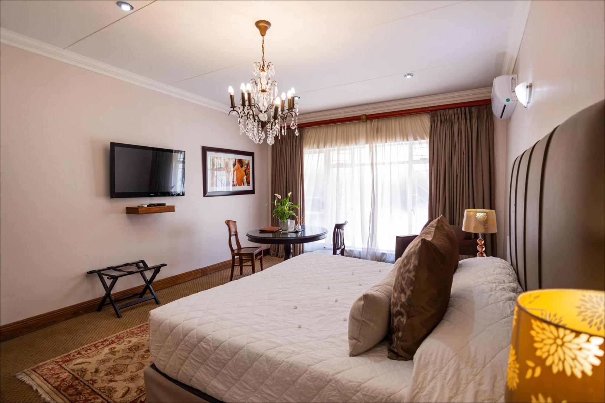 Scott'S Manor Guesthouse Function And Conference Venue Lichtenburg エクステリア 写真